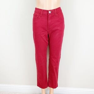 Lee Classic Fit At The Waist Burgundy Croped Jeans